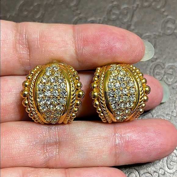 🖤NEW💕Christian Dior Crystal clip earrings - Picture 1 of 7